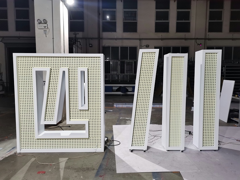 鐵皮沖孔字