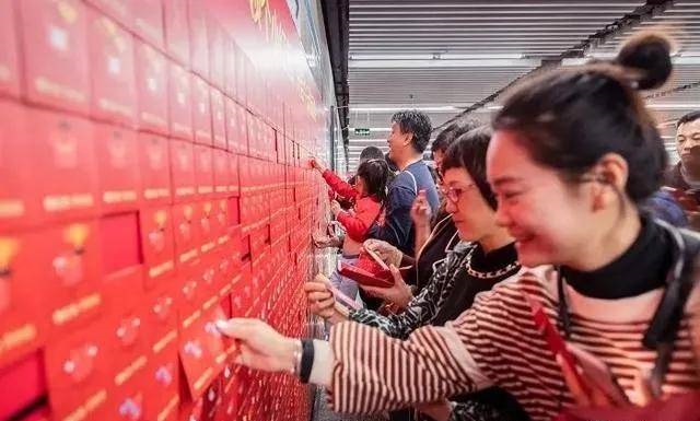 唯有這些抓人眼球的戶外廣告才配叫創意！標識主也滿意4