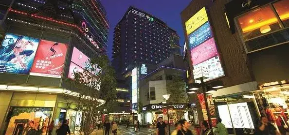 走訪10多位廣告公司用戶，才一些這份外墻鏤空燈箱制造裝置指南13
